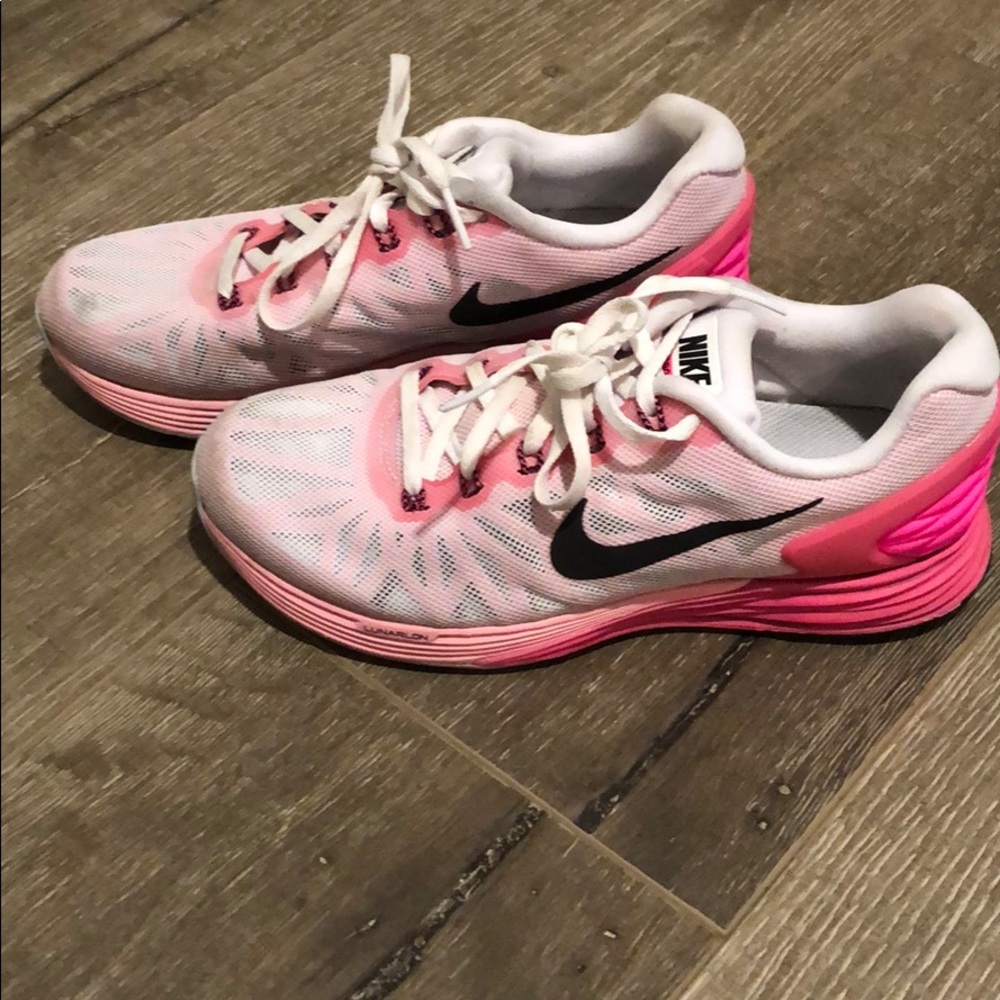 Nike Stable Ride Soft shoes! - Picture 2 of 6